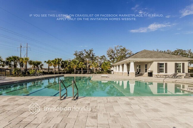 Foto del edificio - 1520 Blue Rose Dr