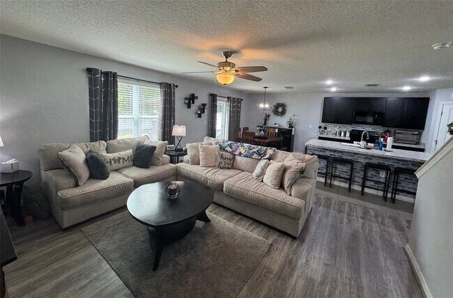 Foto del edificio - 890 NW 253 Dr