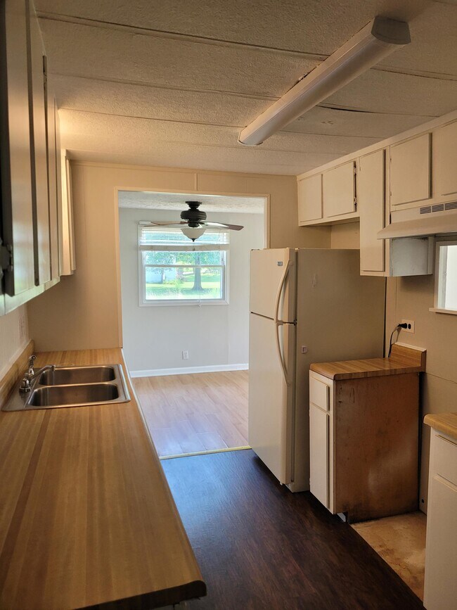 Foto del edificio - 4130 Buck Creek Valley Rd SE