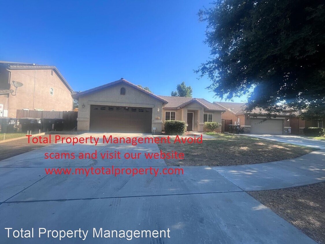 3 br, 2 bath House 2748 W. Prescott Ave House for Rent in Visalia