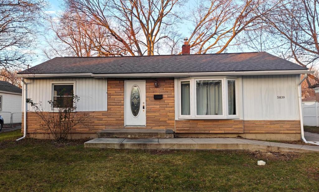 Primary Photo - 5839 Helen St