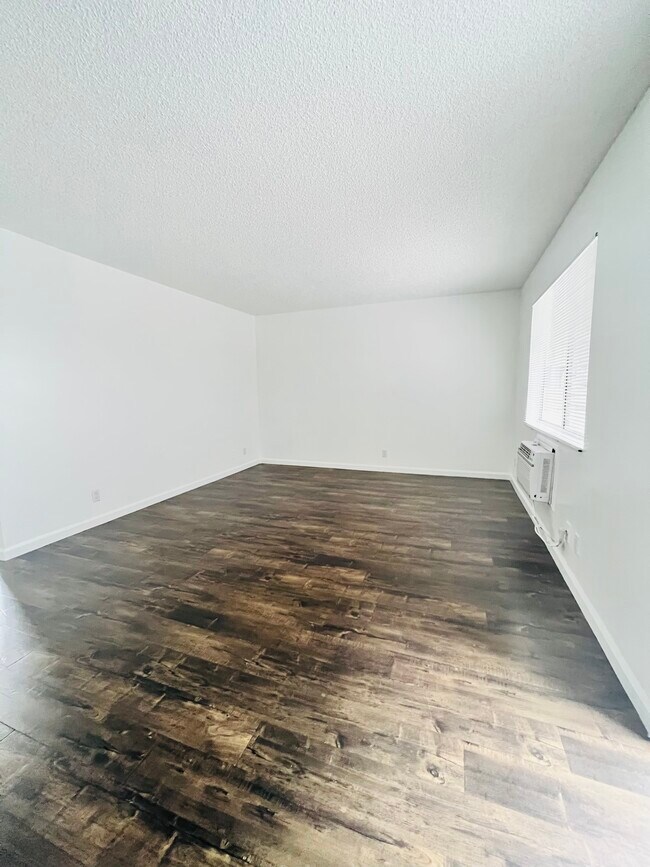 Foto del edificio - 3210 Andrita St