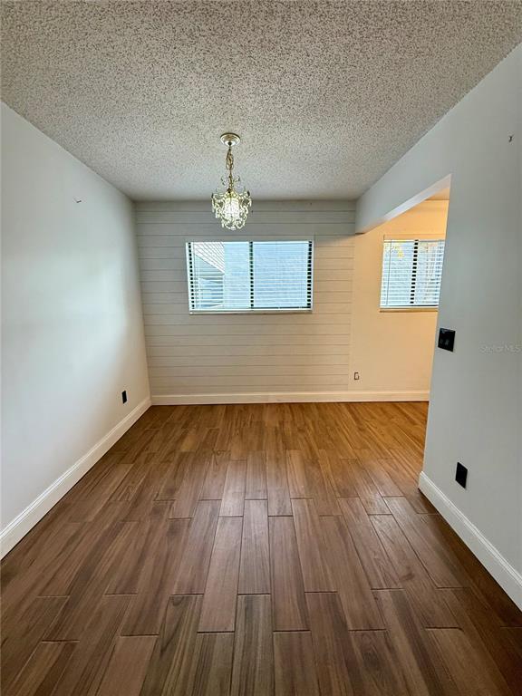 Foto del edificio - 2329 Oak Park Way