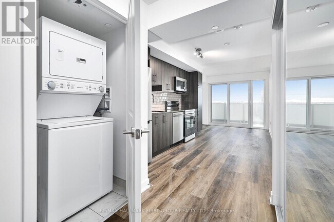 Building Photo - 1010 Sandy Beach Rd