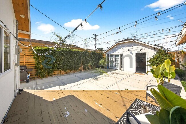 Foto del edificio - 6415 Madden Ave