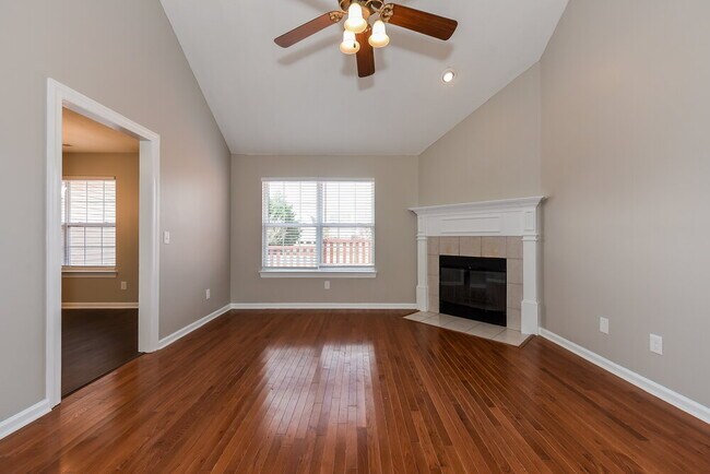 Building Photo - 3427 Belle Chase Dr