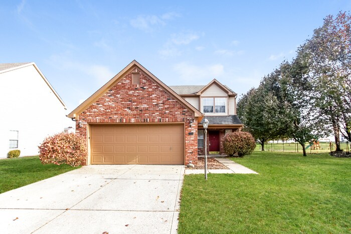 Primary Photo - 5639 Oakcrest Dr