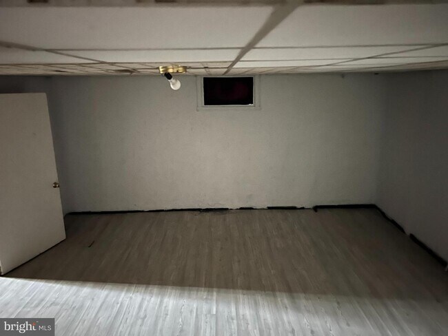 Foto del edificio - 1401 Stonewood Rd
