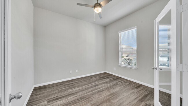 Building Photo - 1180 Courteous Crk Dr