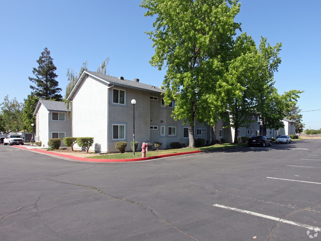 Magnolia Garden Apartments Delhi, CA