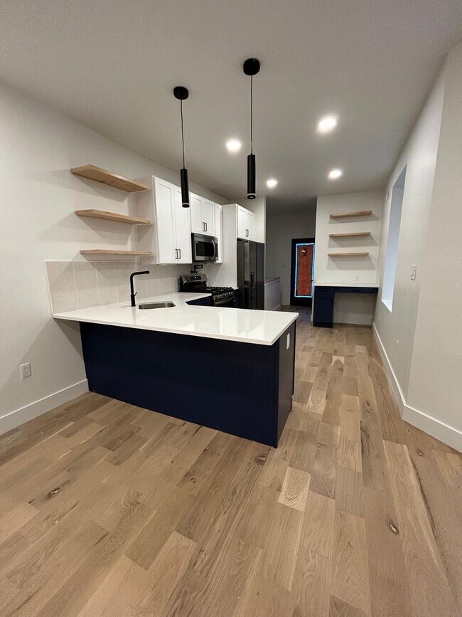 Building Photo - Breathtaking Home for Rent