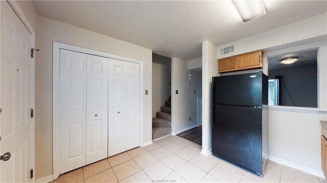 Foto del edificio - 202 Lincoln Ave