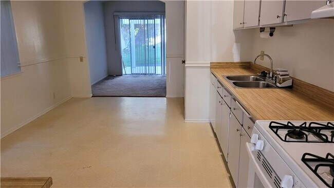Building Photo - 27435 Sereno