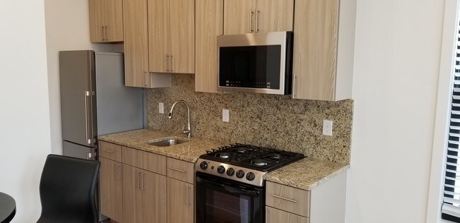 Kitchen area - 9 6th St