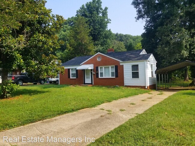 Building Photo - 3 br, 1 bath House - 2211 Orton St