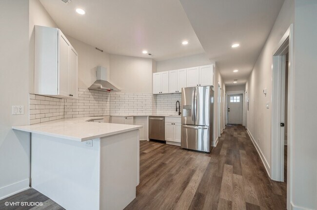 Foto del edificio - 853 W Addison St