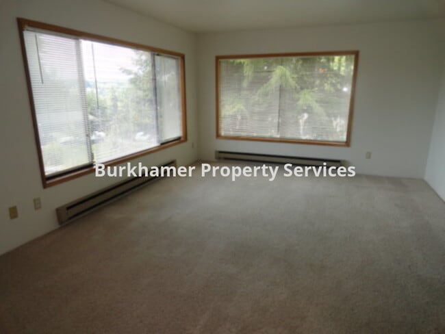 Building Photo - 1416 Hayes St