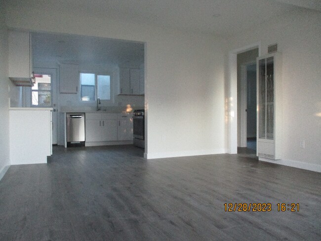 Foto del edificio - 167 Avenida Del Poniente