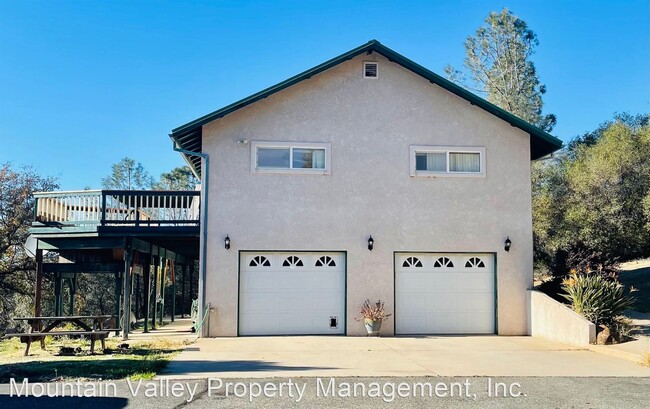 Building Photo - 3 br, 2.5 bath House - 20578 Pleasant Vall...