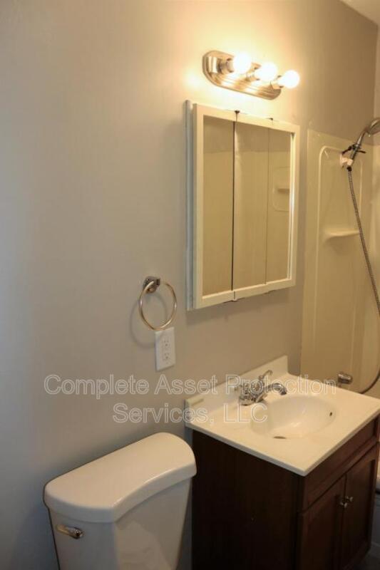 Building Photo - 1649 W 57th Ave