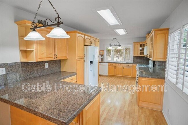 Foto del edificio - 21643 Spice Ct