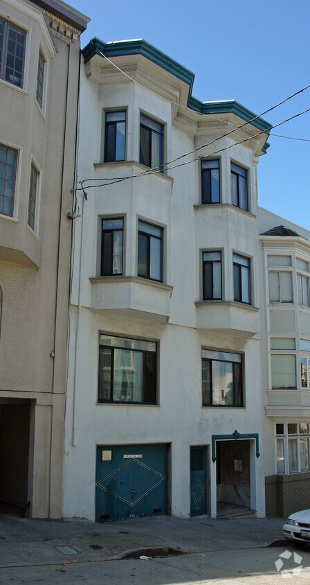 Primary Photo - 1441 Washington St