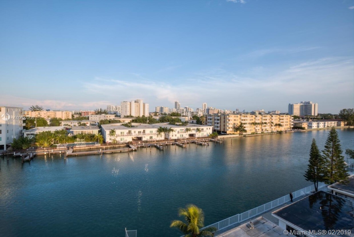 Photo - 8001 Crespi Blvd (Miami, FL)