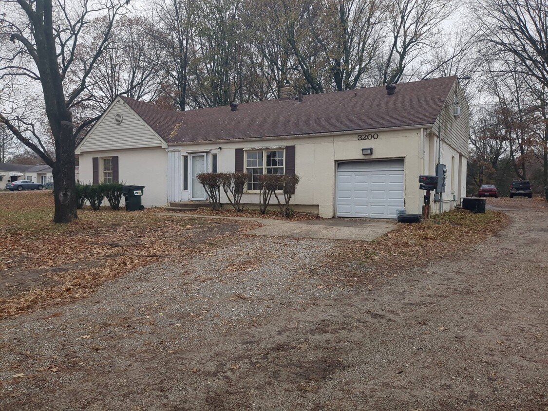 Foto del edificio - 3200 S Harris Ave