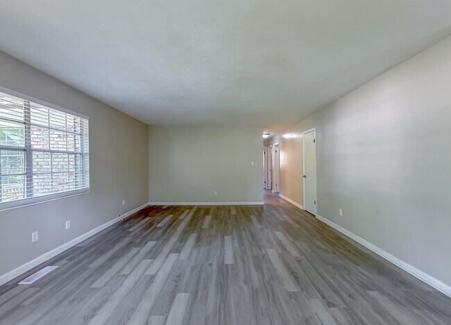 Foto del edificio - 1726 Hartsfield Rd