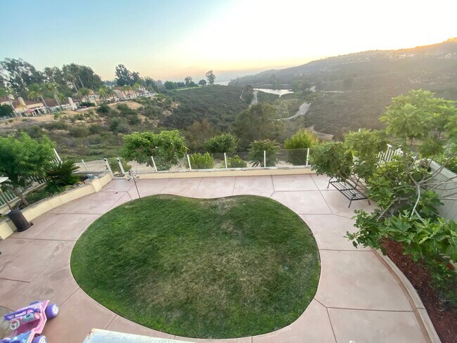 Building Photo - 10768 Sunset Ridge Dr