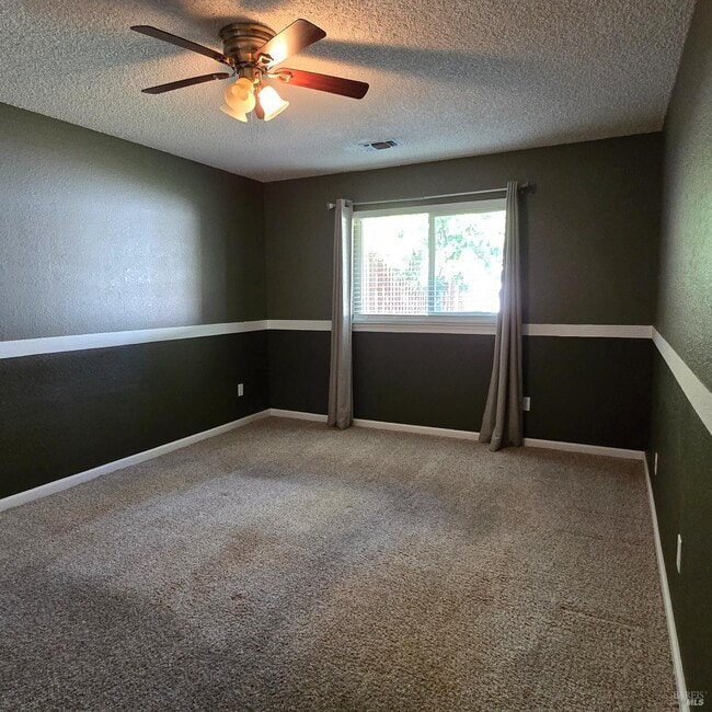 Building Photo - 2031 California Dr