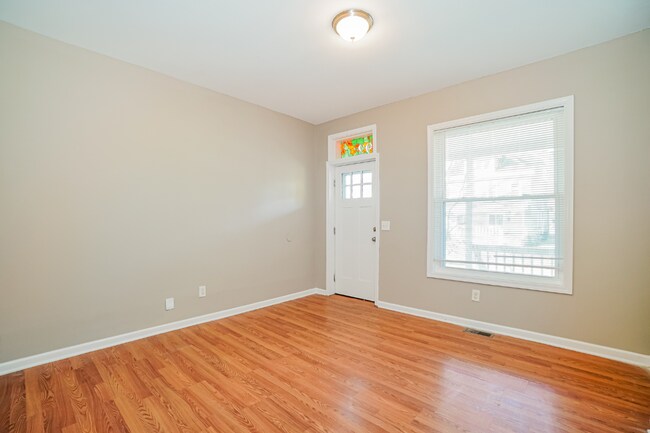 Foto del edificio - 392-394 N Garfield Ave