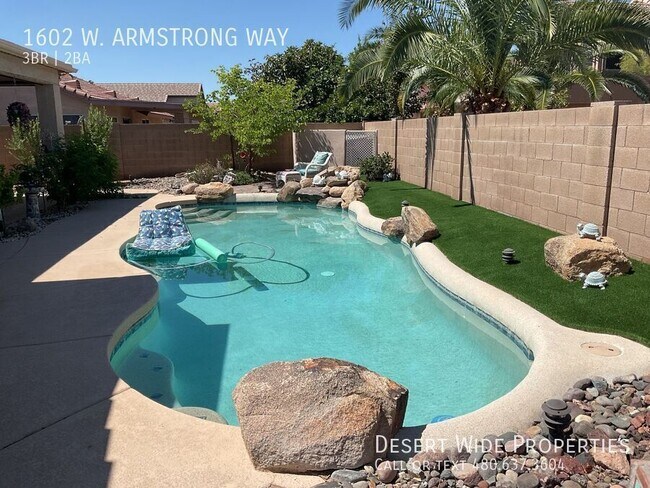 Foto del edificio - 1602 W Armstrong Way