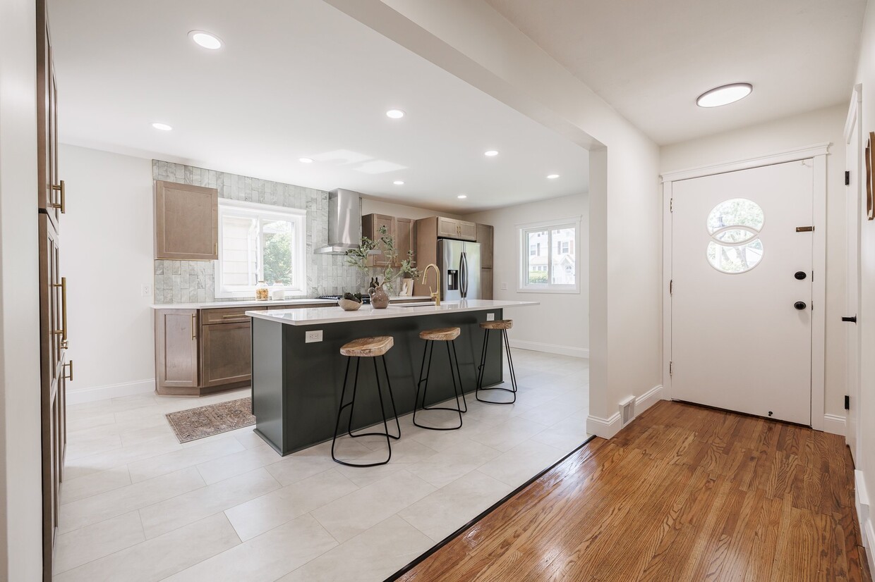 Foto principal - 165 Culver Pkwy