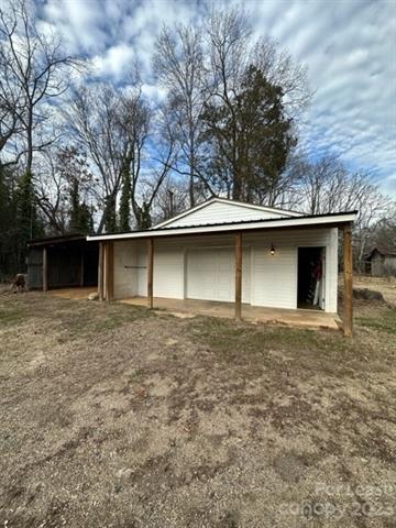 Foto del edificio - 5649 Phaniel Church Rd
