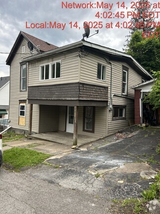 Building Photo - 405 Adams St