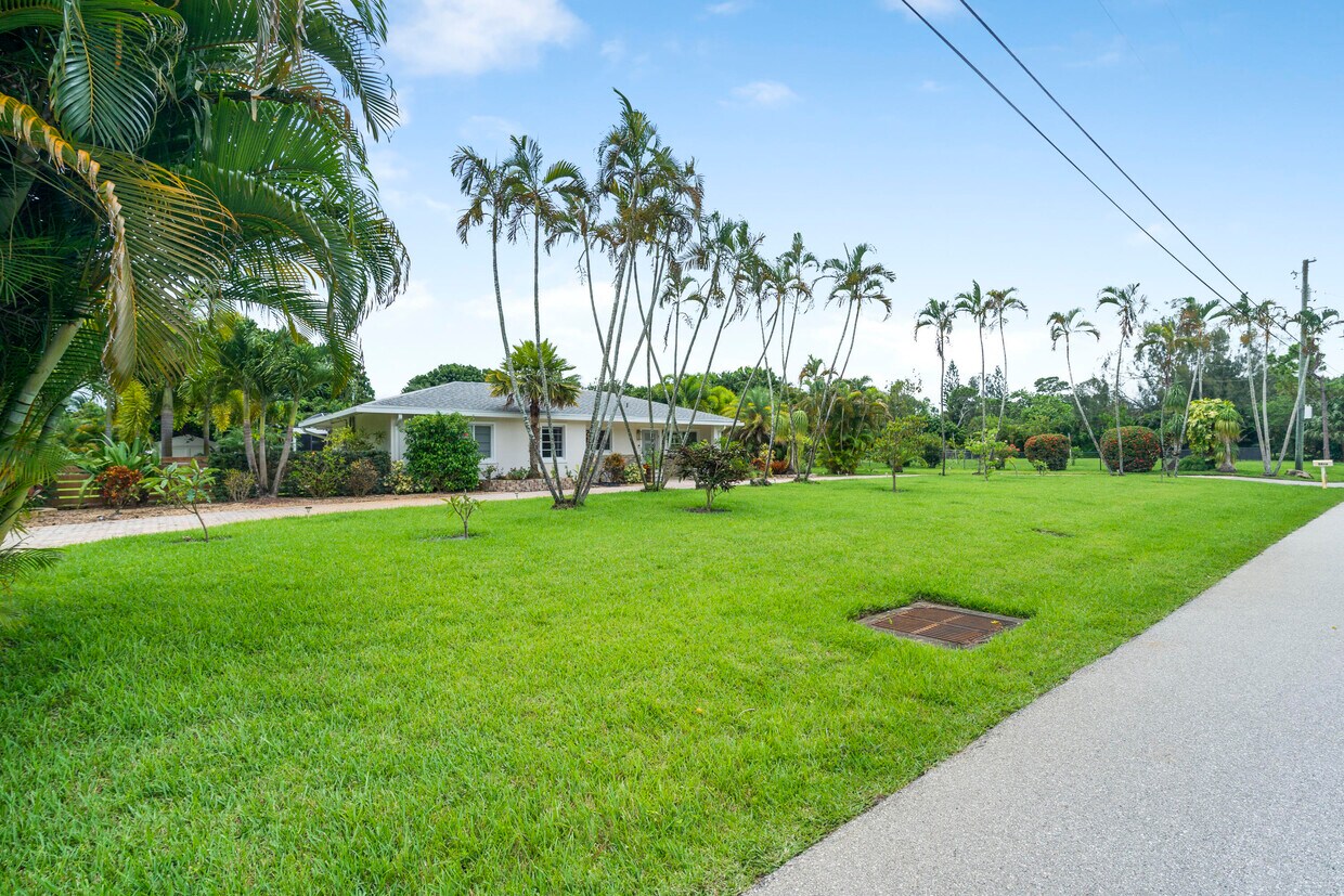 Foto principal - 5516 Colbright Rd