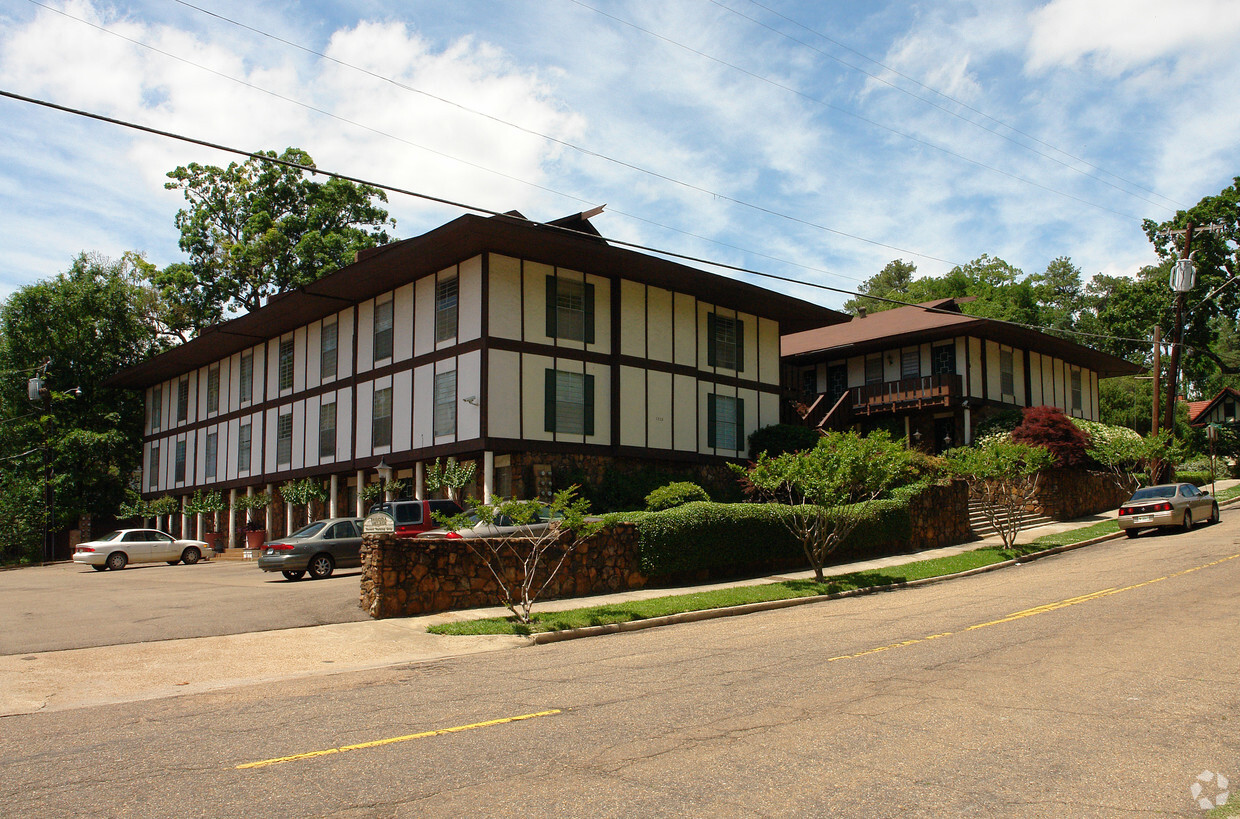 Foto del edificio - Pagoda Village