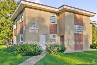 Building Photo - 991 Tollview Ave