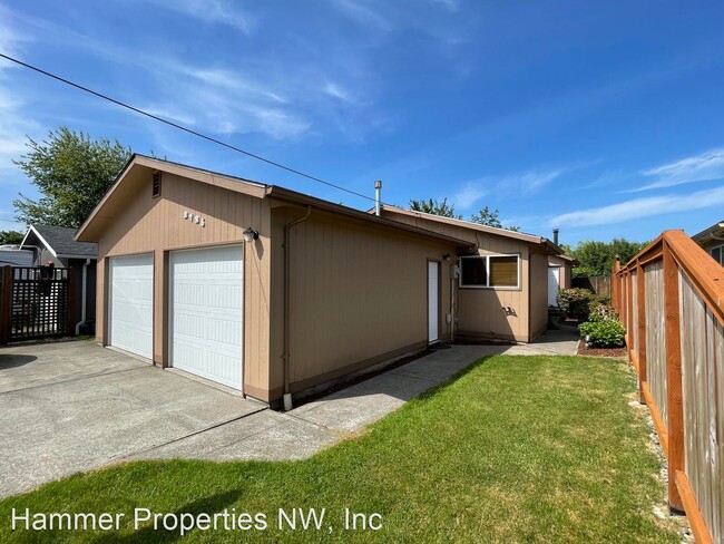 Building Photo - 3 br, 1 bath House - 2725 St Clair Street