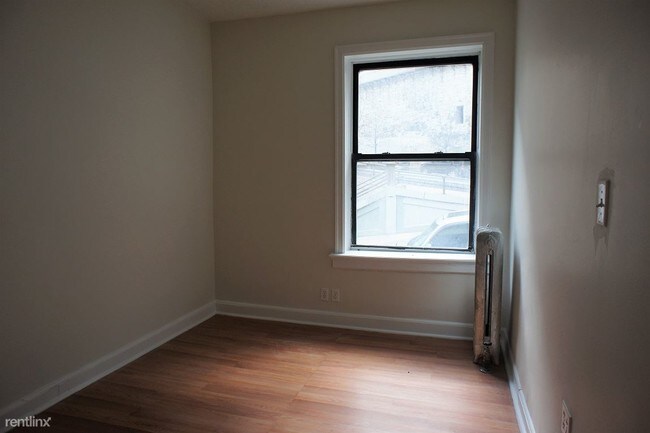Building Photo - 1 br, 1 bath  - 5 Broadway Ter