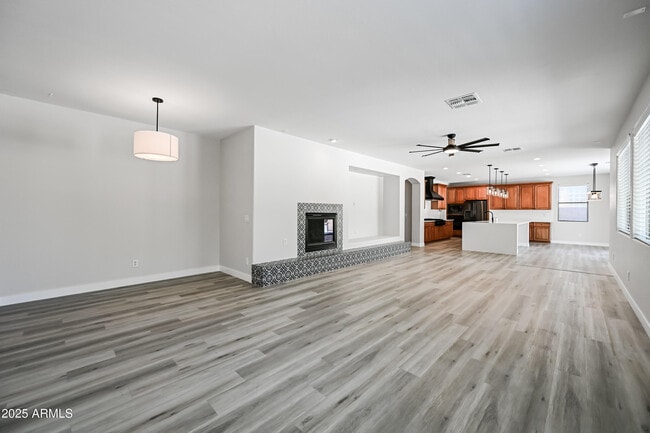 Building Photo - 2426 W Horsetail Trail
