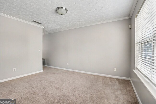 Foto del edificio - 4394 Cross Ln