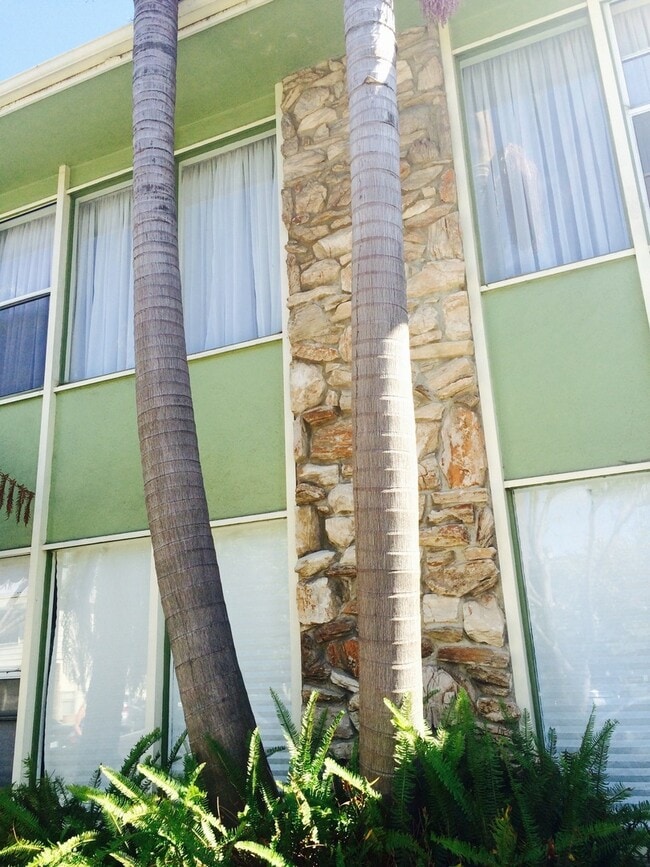 Foto del edificio - Falcon Park