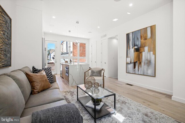 Foto del edificio - 808 13th St NE