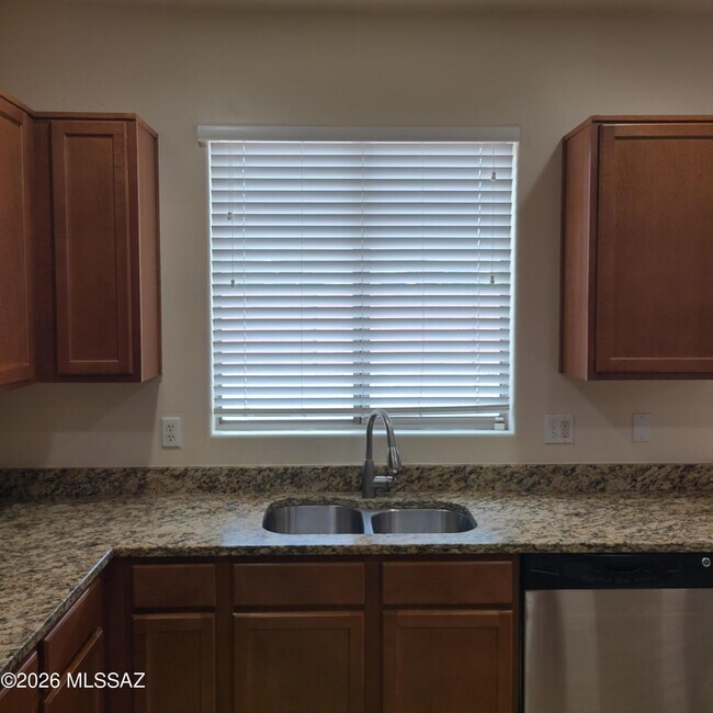 Foto del edificio - 9133 S Whispering Pine Dr