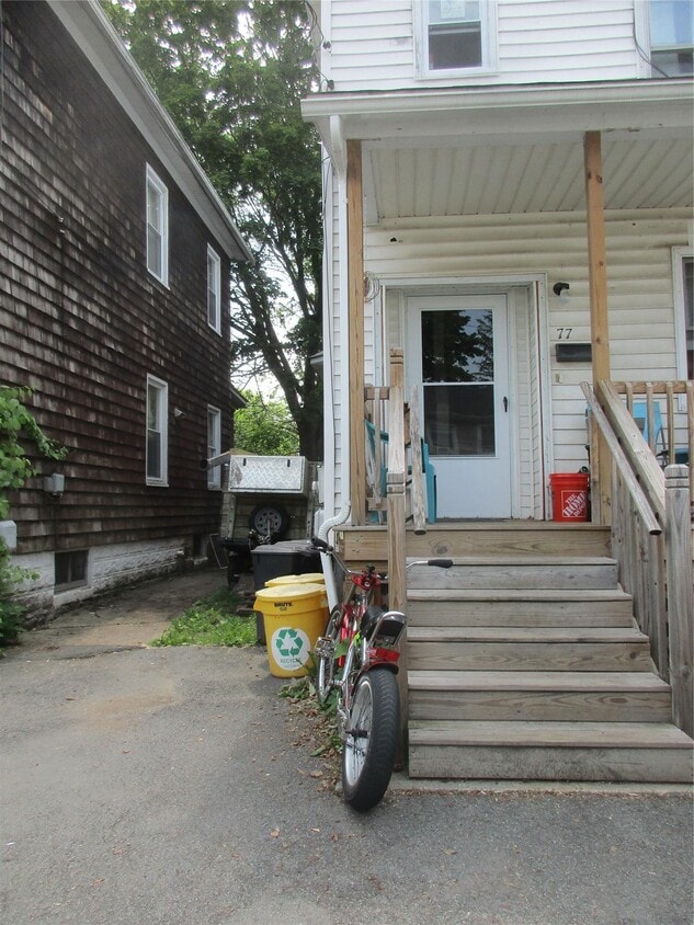 Primary Photo - 77 Franklin St