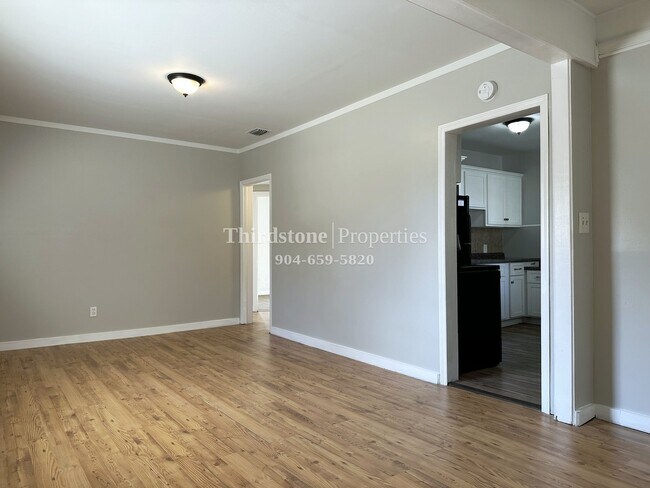 Foto del edificio - 3329 Columbus Ave