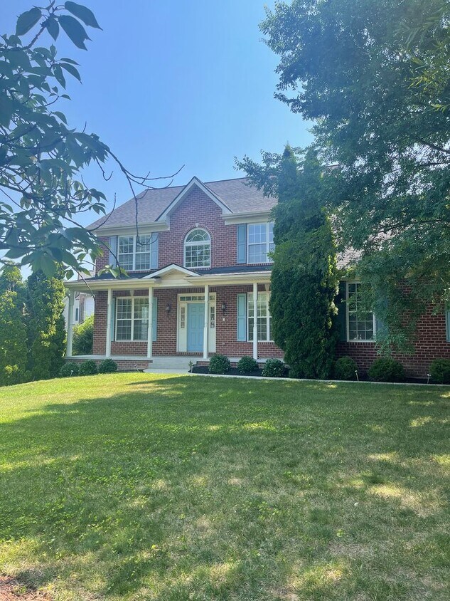 Foto principal - SINGLE FAMILY HOME IN VILLAGES OF URBANA