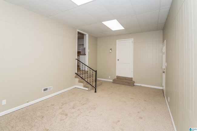 Building Photo - 103 Alaska Dr